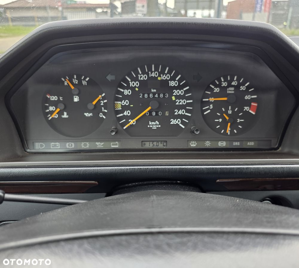 Mercedes-Benz W124 (1984-1993) - 15