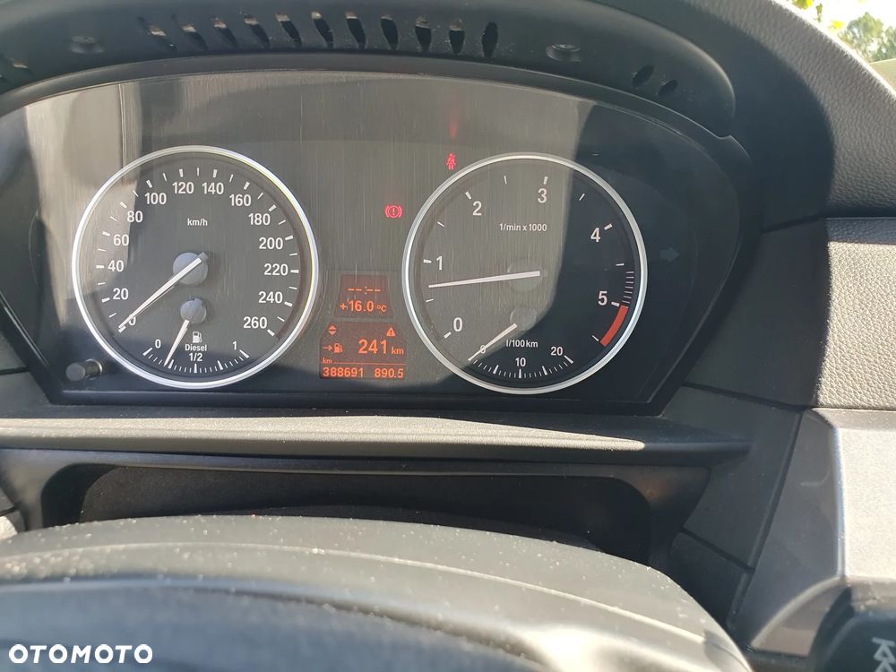 BMW Seria 5 525d Edition Lifestyle - 11