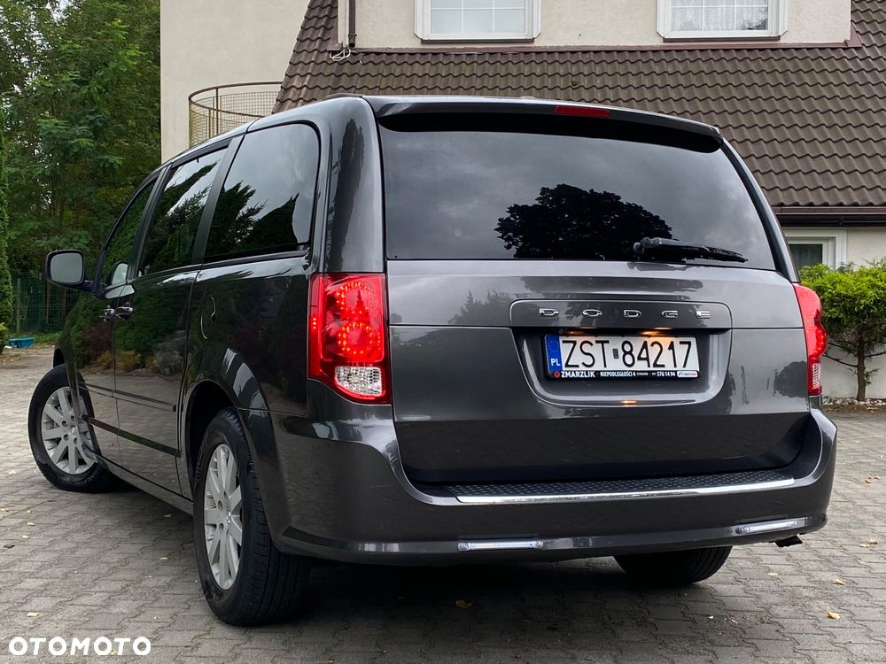 Dodge Grand Caravan 3.6 Express - 4