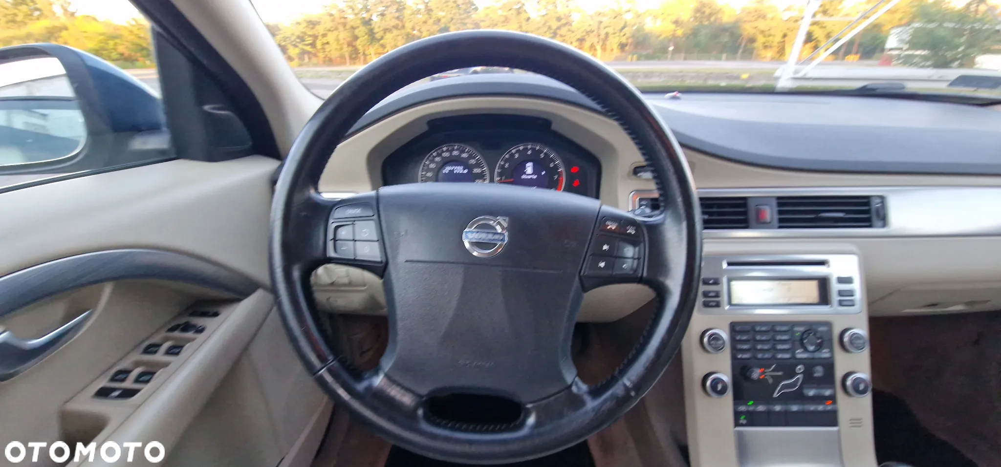 Volvo V70 2.0 Momentum - 12