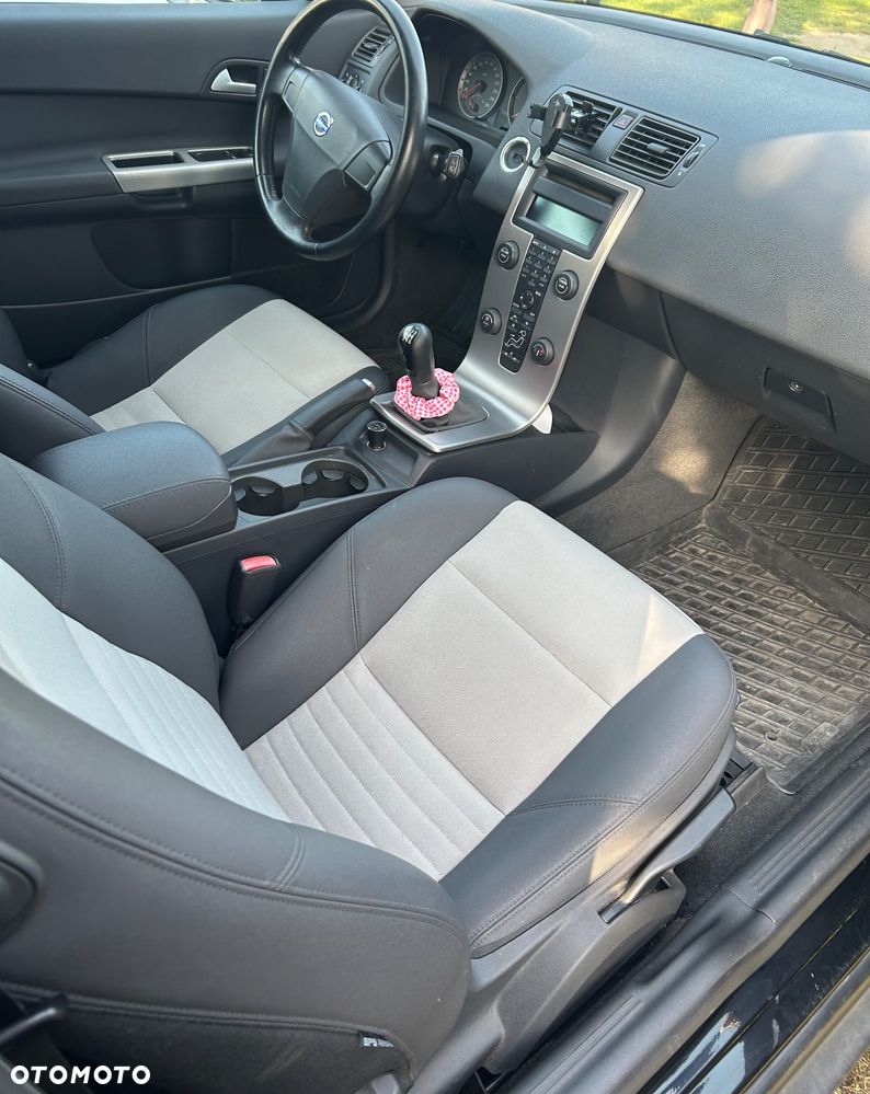 Volvo C30 2.0D - 15