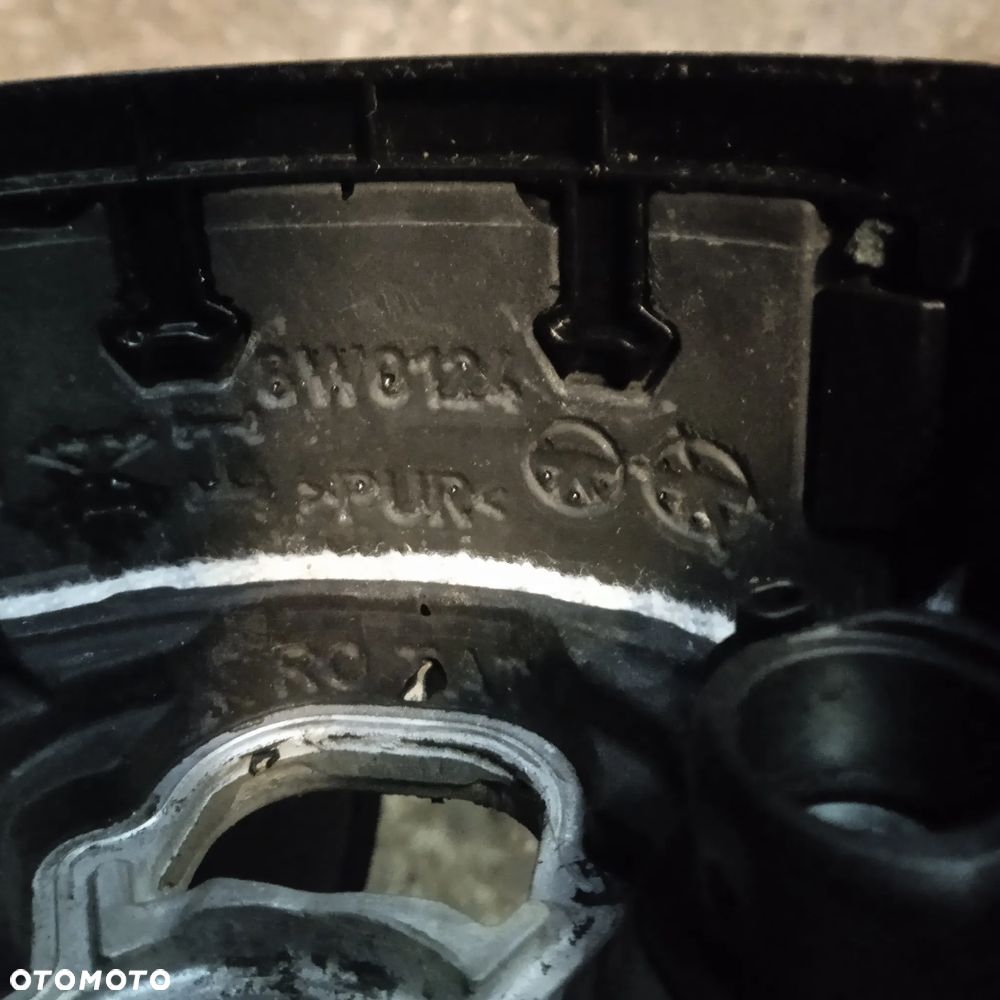 Kierownica A4 B9 8W0124 - 7