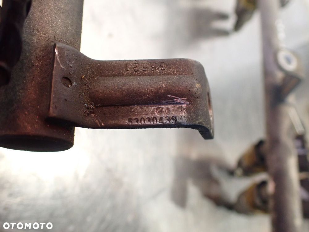 LISTWA WTRYSKOWA JEEP GRAND CHEROKEE I - 9