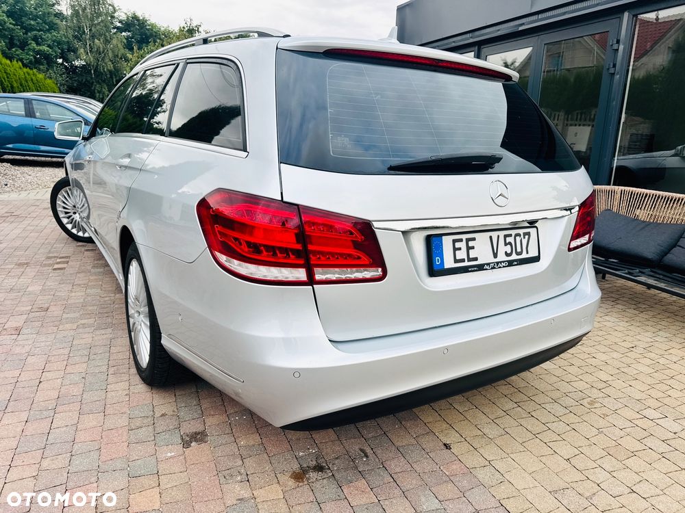 Mercedes-Benz Klasa E 200 7G-TRONIC Avantgarde - 28