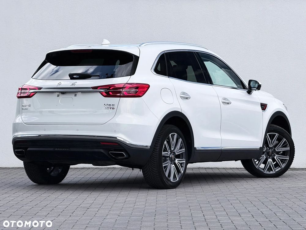 Hongqi HS5 - 11