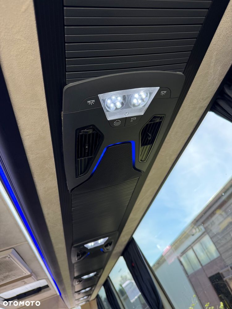Iveco 70C - 24