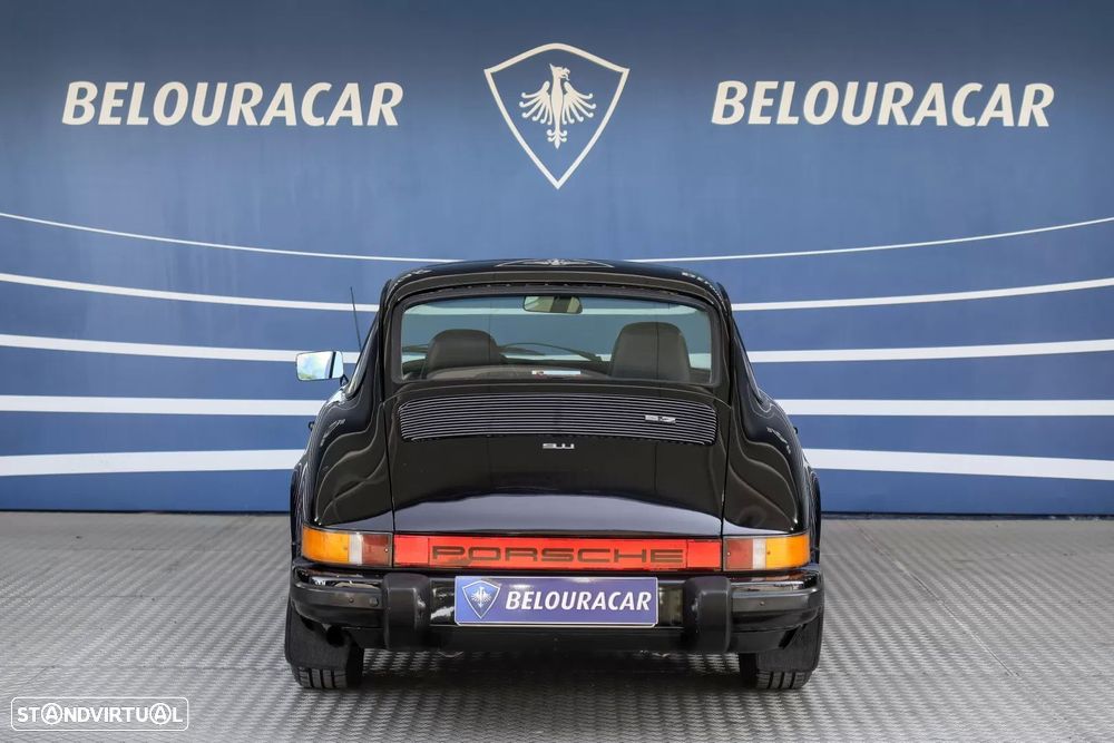 Porsche 911 Série G - 5