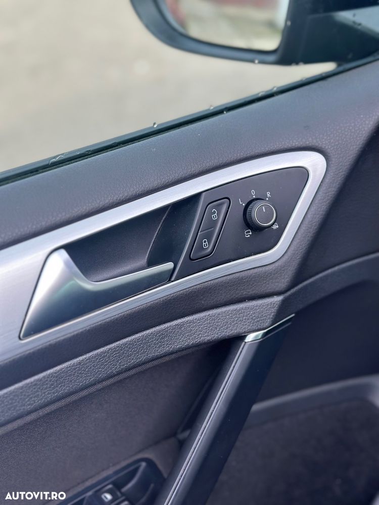 Volkswagen Golf 1.6 TDI BlueMotion Technology DSG Cup - 14