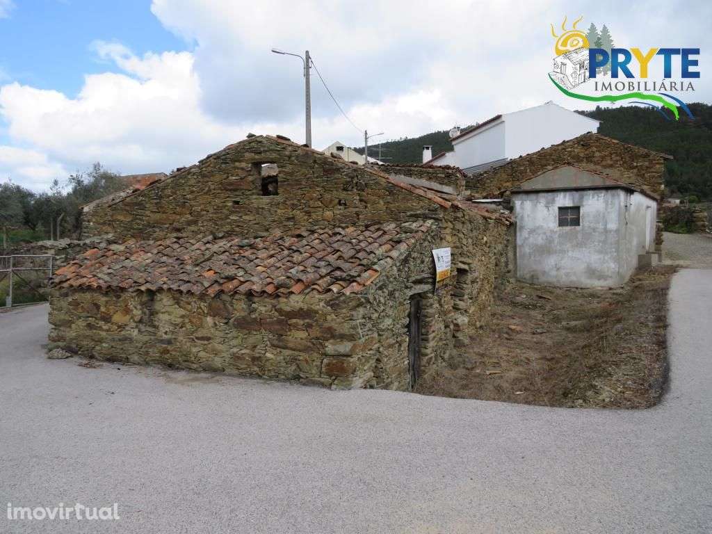 Imóvel rústico a 20 minutos de Castelo Branco - Grande imagem: 2/15