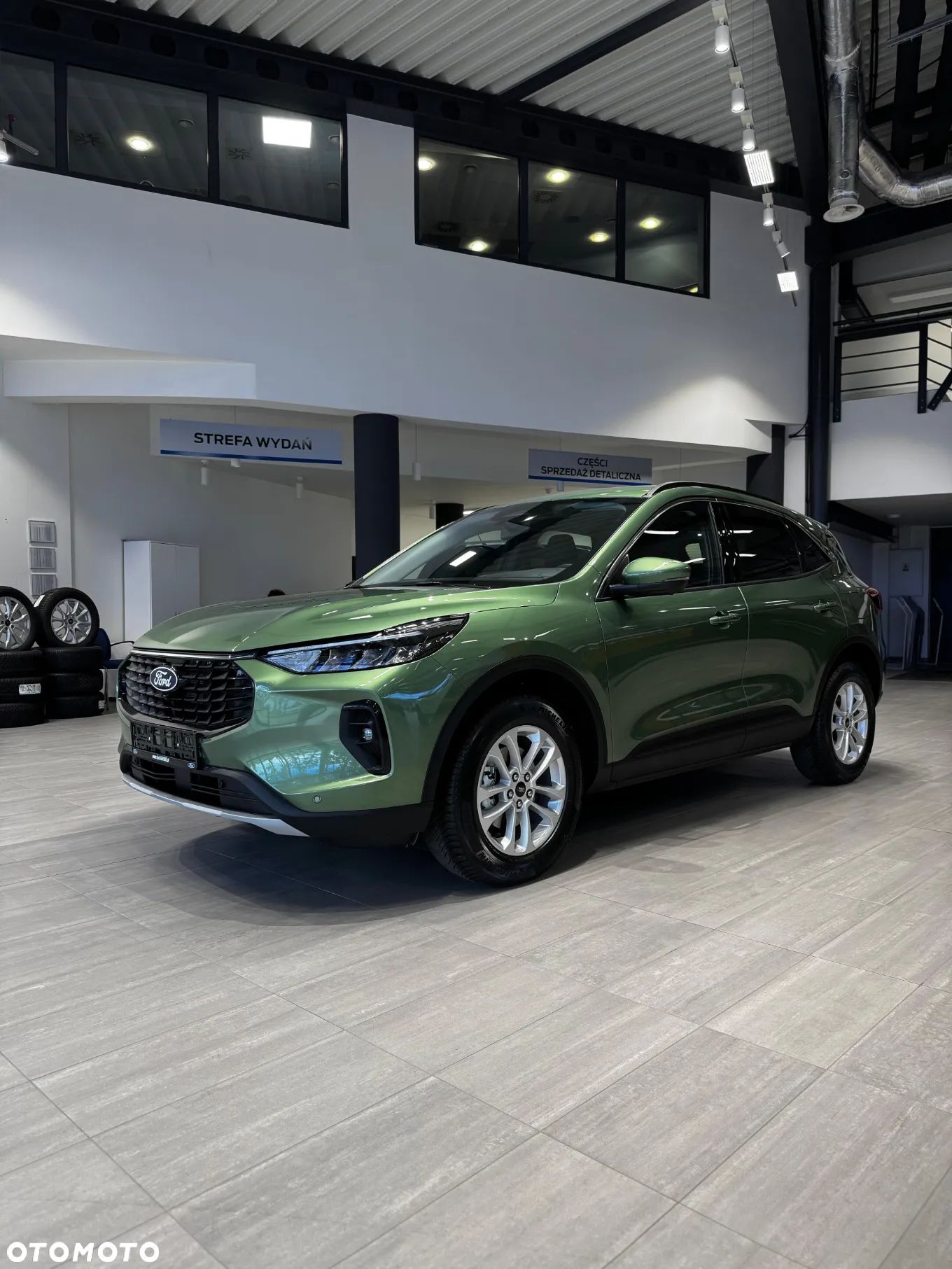 Ford Kuga 2.5 FHEV FWD Titanium - 1