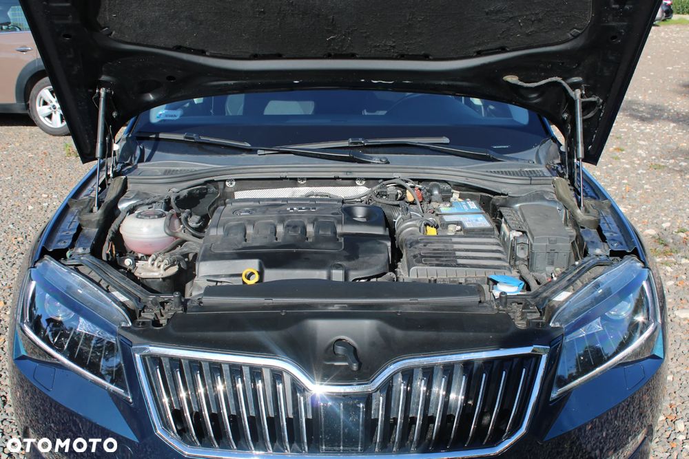 Skoda Superb 2.0 TDI Ambition DSG7 - 29