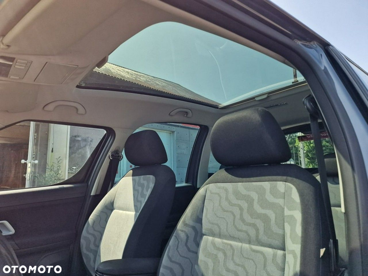 Skoda Roomster 1.4 MPI PLUS EDITION - 6