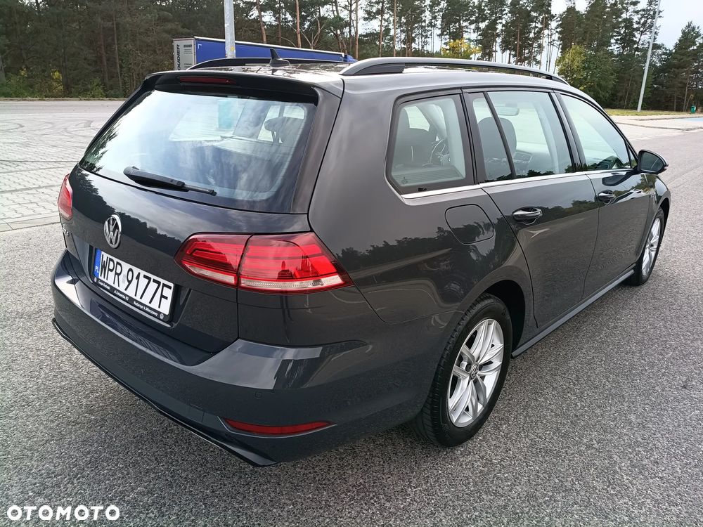 Volkswagen Golf 2.0 TDI SCR DSG R-Line - 3