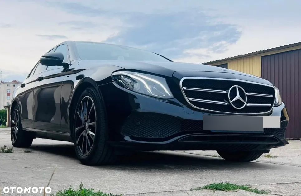 Mercedes-Benz Klasa E 220 d 9G-TRONIC - 16