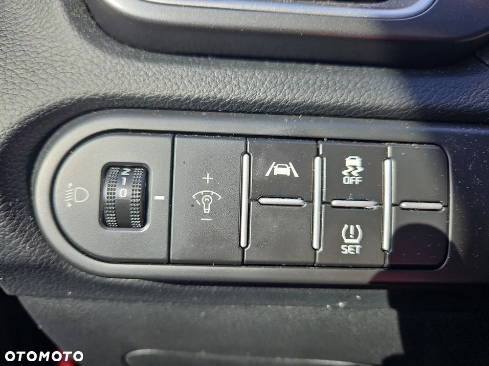 Kia Ceed 1.5 T-GDI M DCT - 16