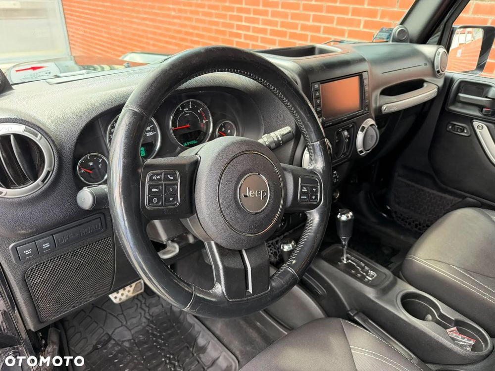 Jeep Wrangler 2.8 CRD Unlim Rubicon - 19