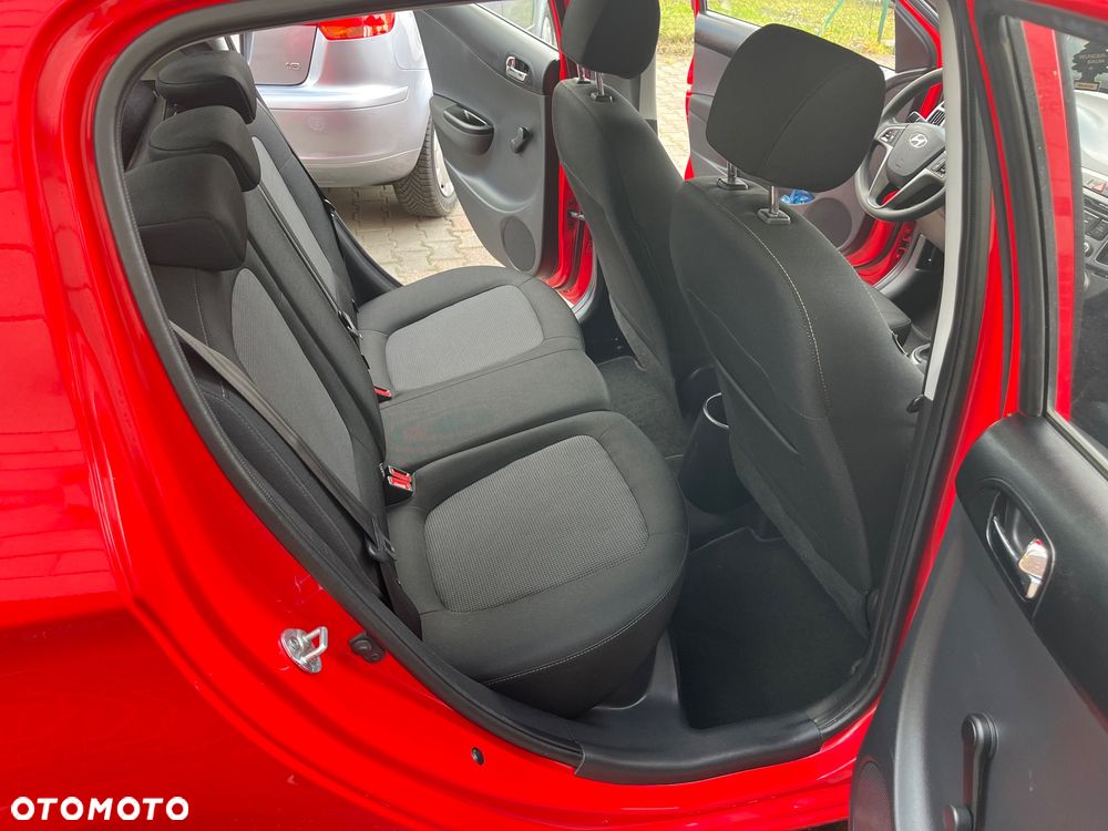 Hyundai i20 - 12