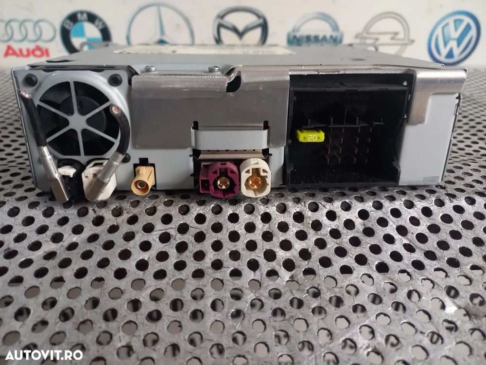 Unitate Navigatie Mica Radio Cd Bluetooth Bmw F20 F21 F22 F30 F31 F32 F33 F36 Cod  Dezmembrez - Dez - 7
