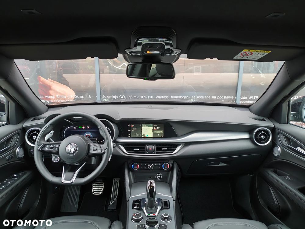 Alfa Romeo Stelvio 2.0 Turbo Veloce Q4 - 12