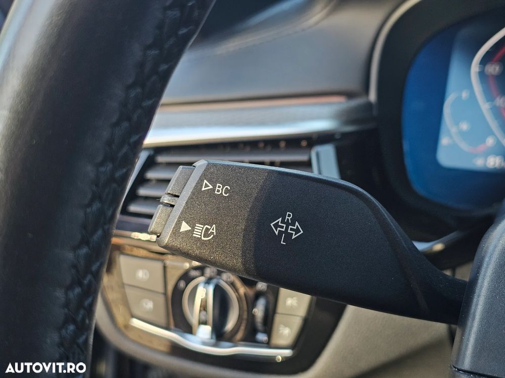 BMW Seria 5 520i Aut. M Sport Edition - 15