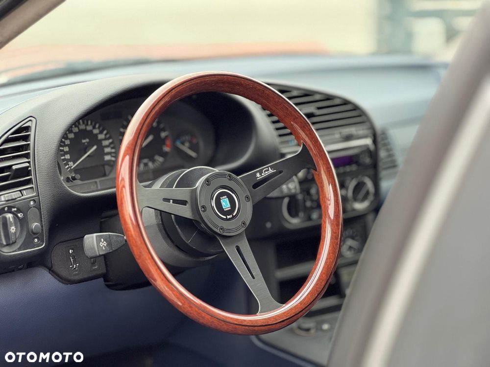 BMW Seria 3 - 27