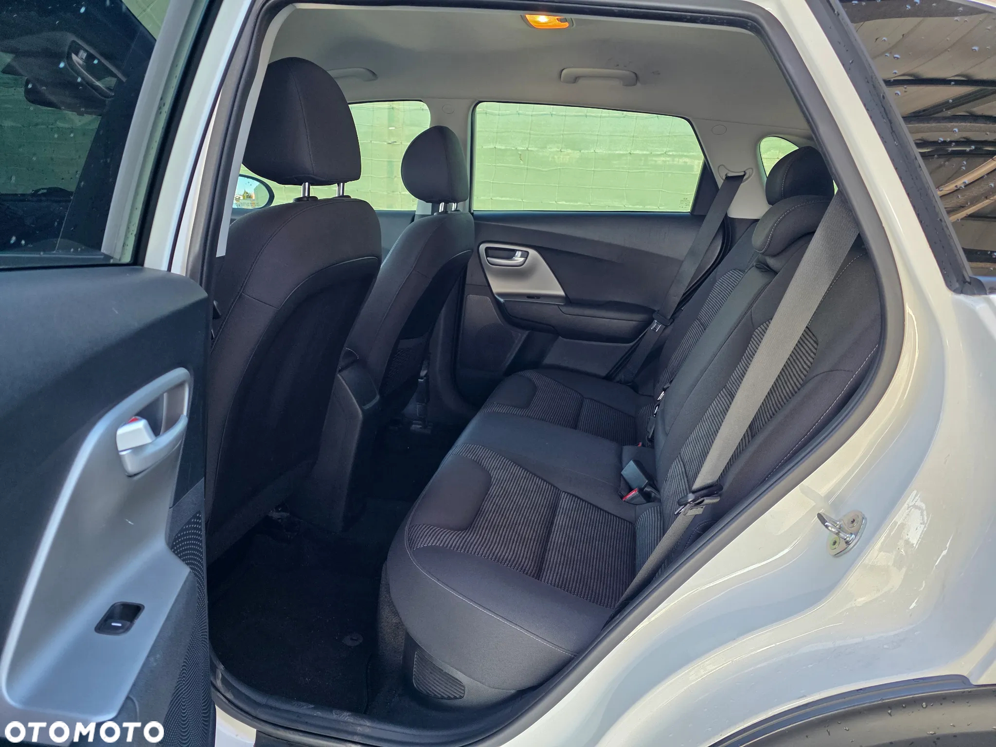 Kia Niro - 8