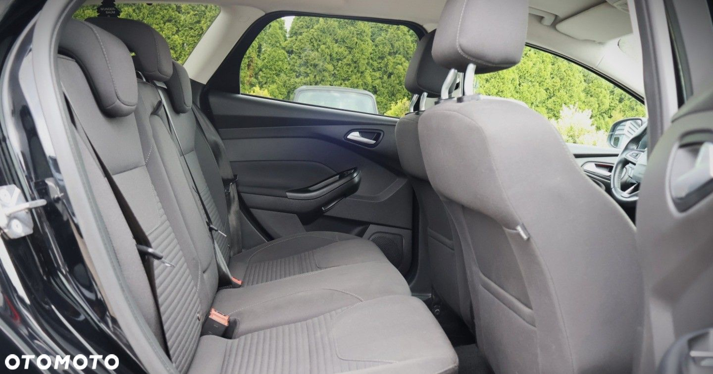 Ford Focus - 14