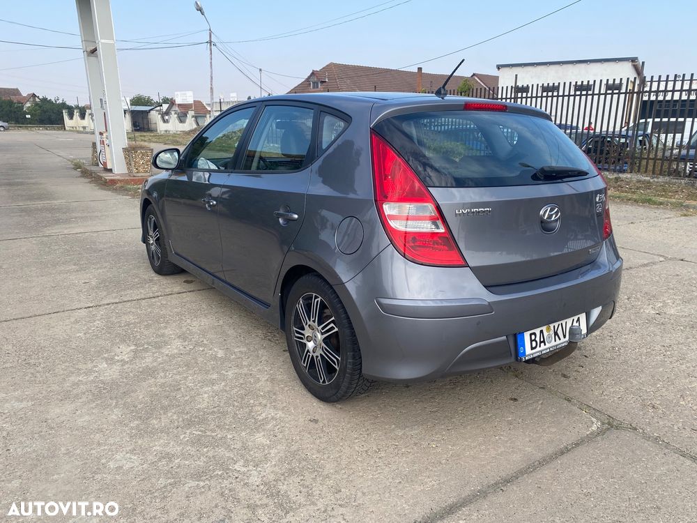 Hyundai i30 1.6 CRDI Comfort - 6