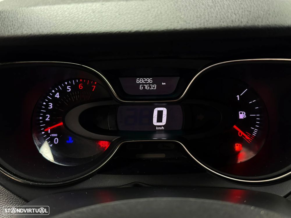 Renault Captur 0.9 TCE Exclusive XMOD - 15