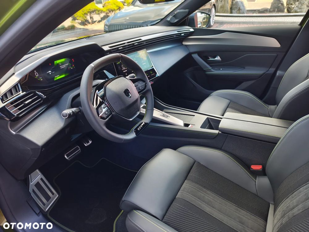 Peugeot 408 1.2 PureTech mHEV GT Exclusive S&S e-DSC6 - 15