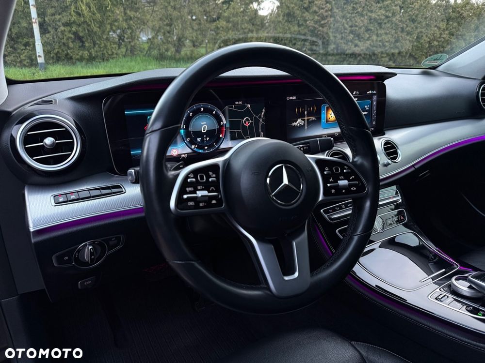 Mercedes-Benz Klasa E 220 d 4-Matic Avantgarde - 6