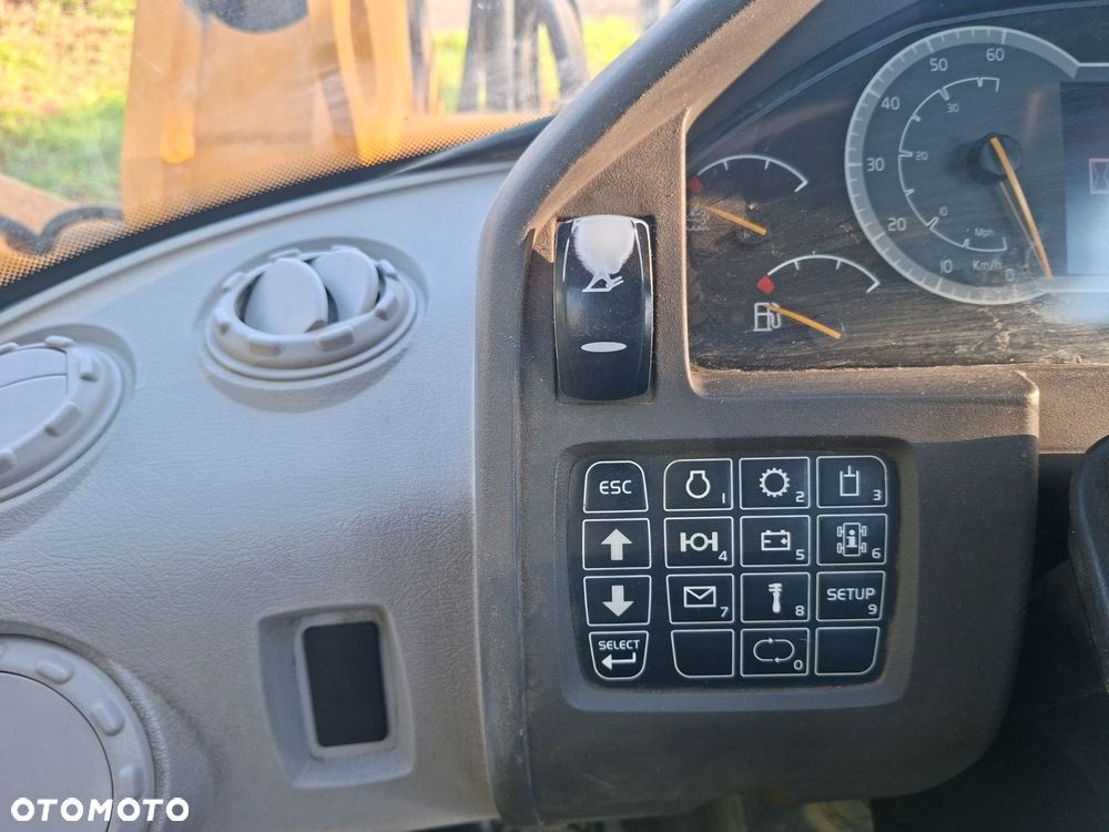 Volvo L45H 4X4 - 14
