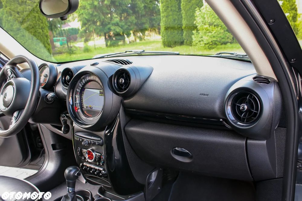 MINI Countryman Cooper D - 17