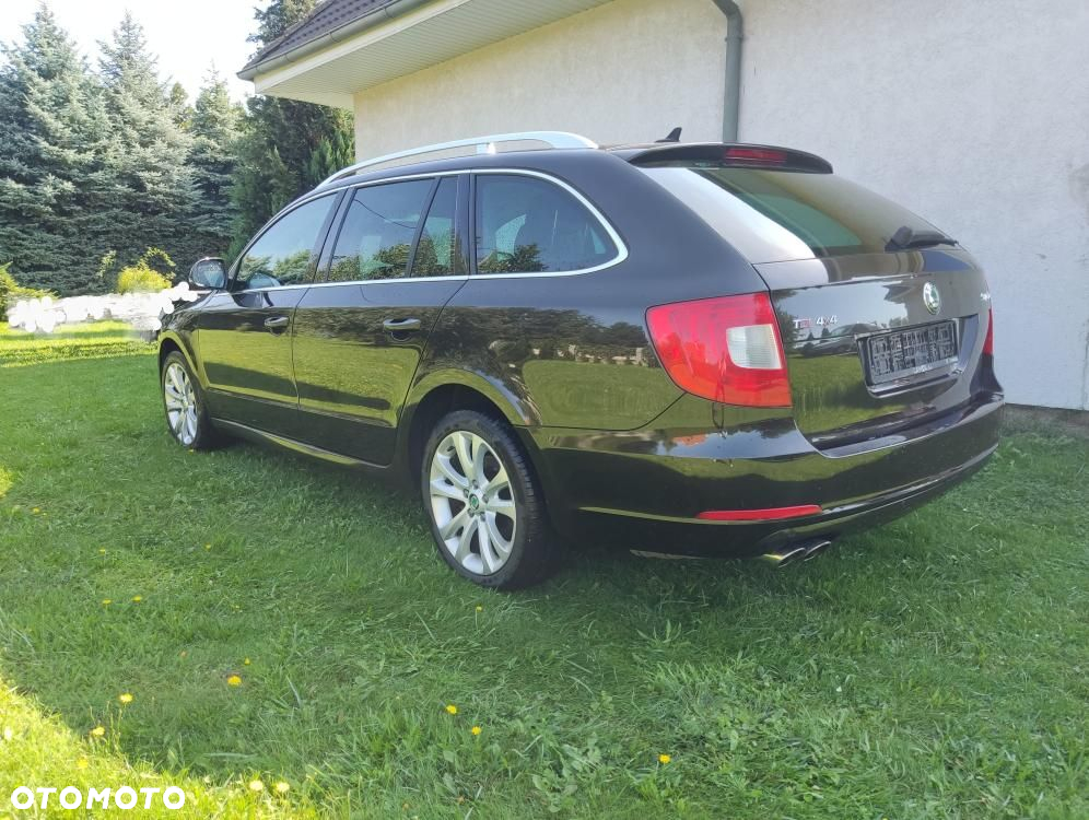 Skoda Superb 2.0 TDI 4x4 Comfort - 17