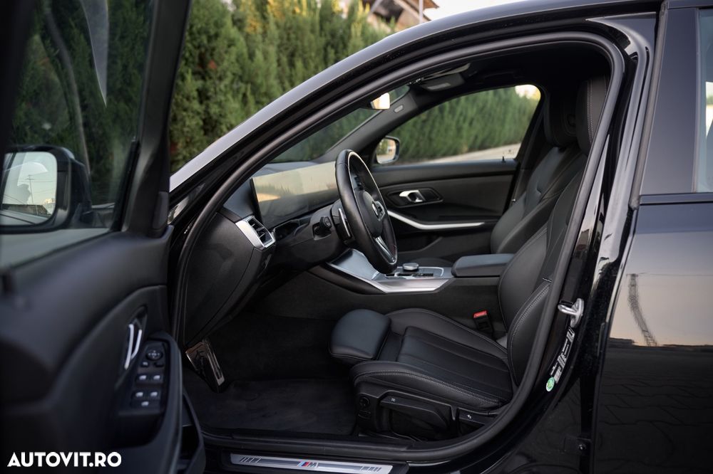 BMW Seria 3 320d Aut. M Sport - 33