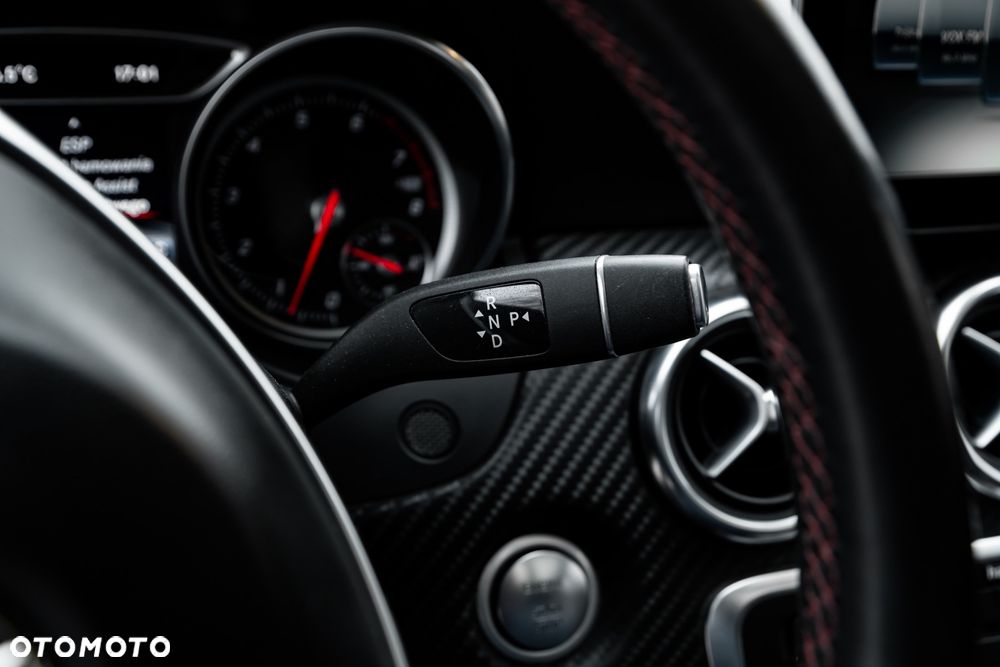 Mercedes-Benz Klasa A 200 7G-DCT AMG Line - 33