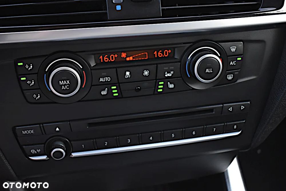 BMW X3 xDrive20d - 27