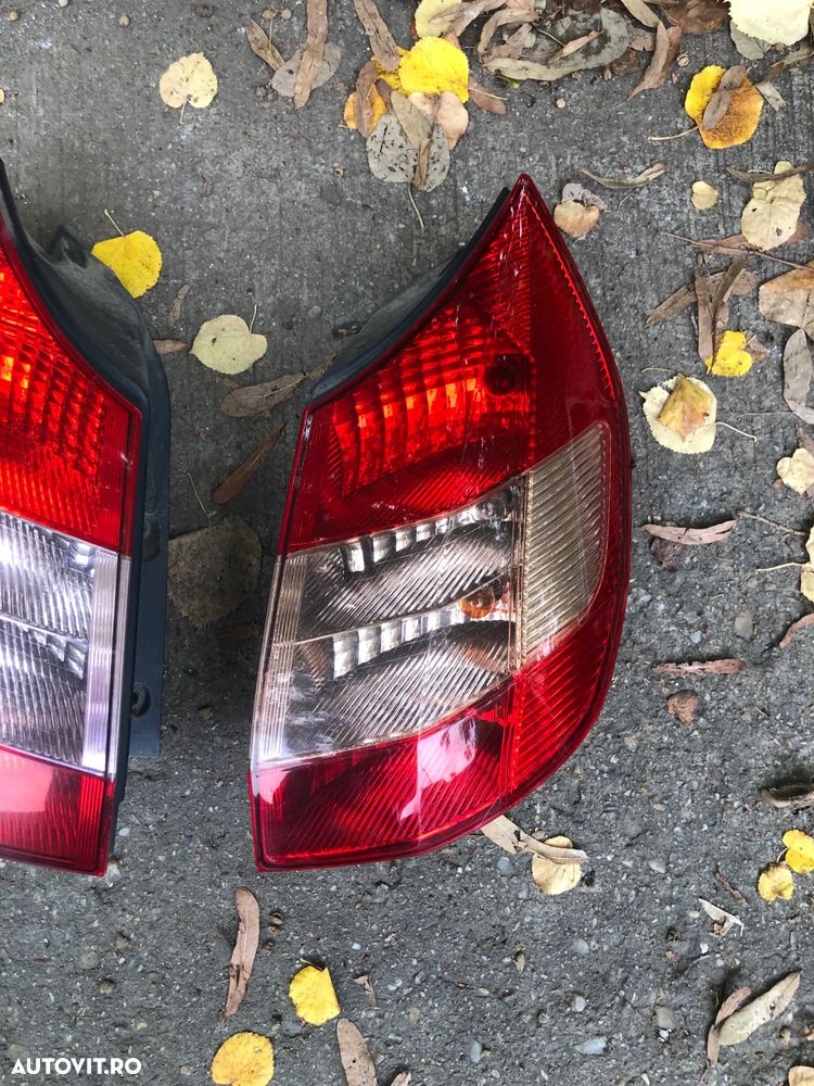 Stop stanga/Stop dreapta spate Renault Scenic 2005 - 3