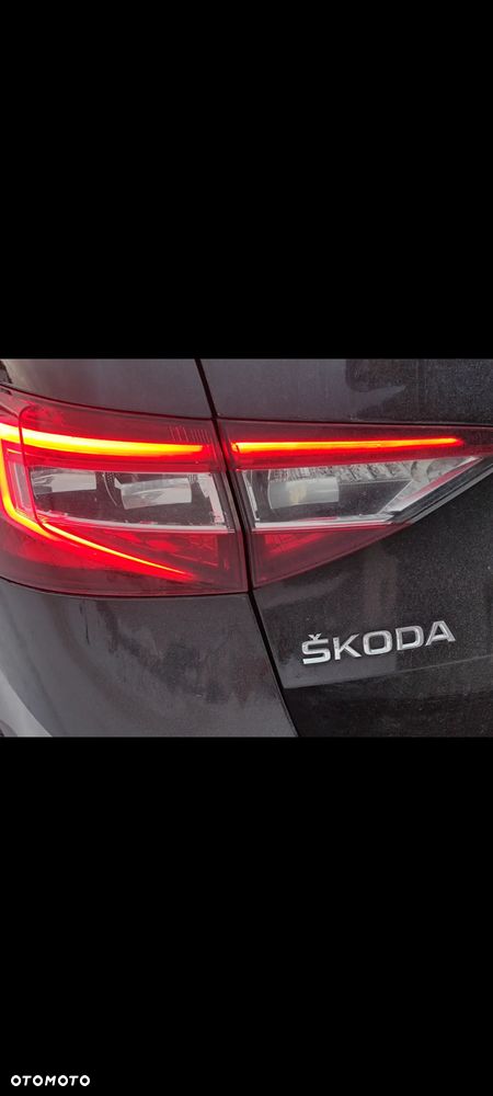 Skoda Superb 2.0 TDI Ambition - 10