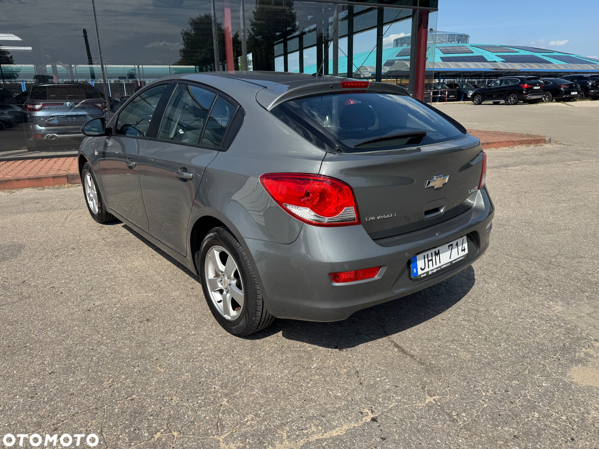 Chevrolet Cruze 1.6 LT - 12