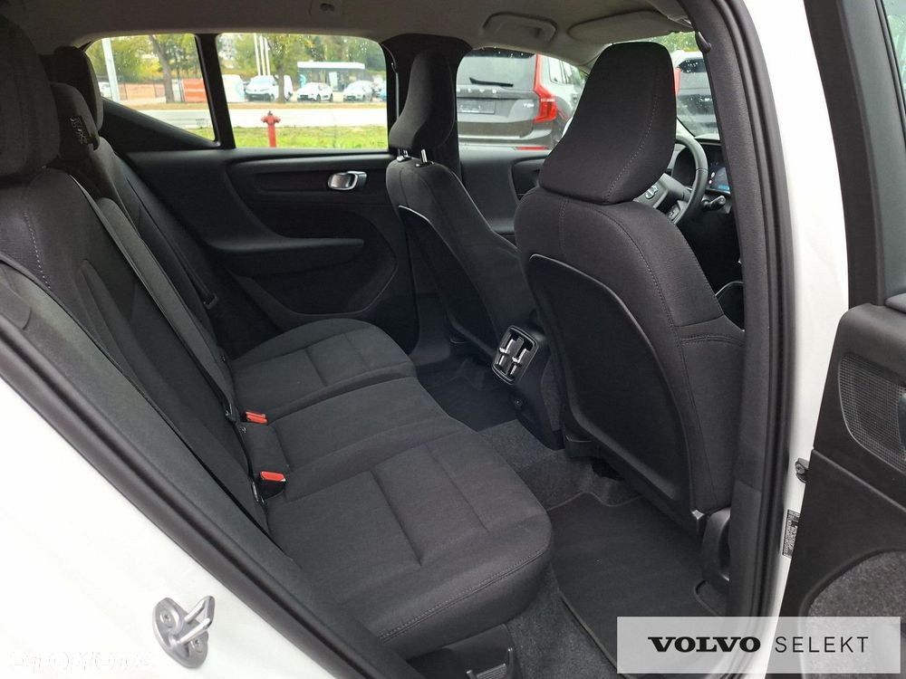 Volvo XC 40 - 11