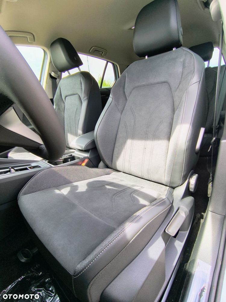 Volkswagen Golf 1.5 eTSI mHEV Life Plus DSG - 9