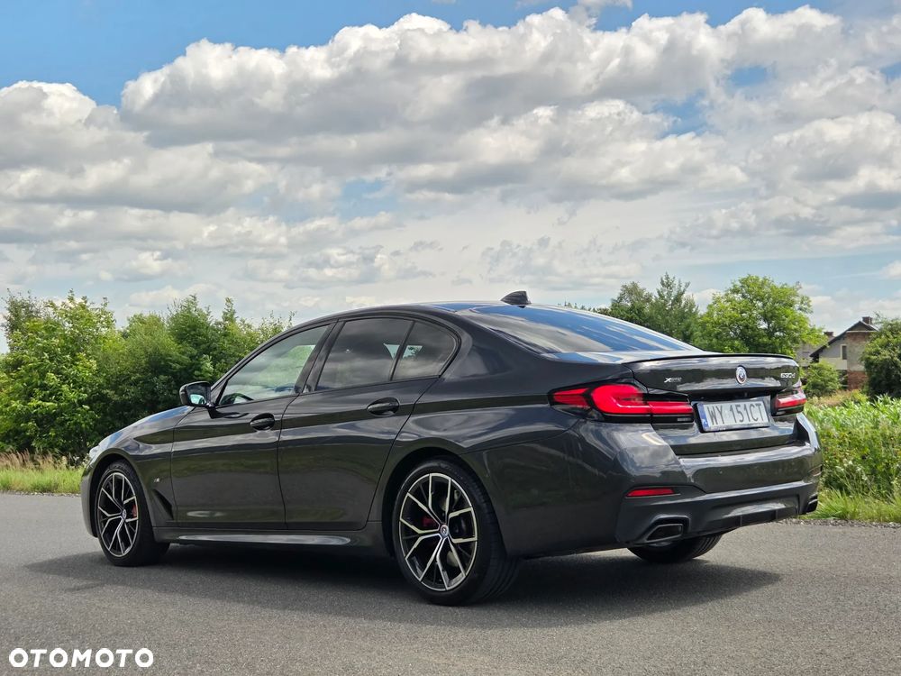 BMW Seria 5 530d xDrive mHEV M Sport sport - 8