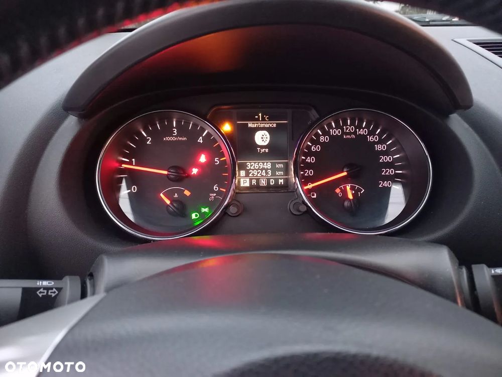 Nissan Qashqai+2 - 13