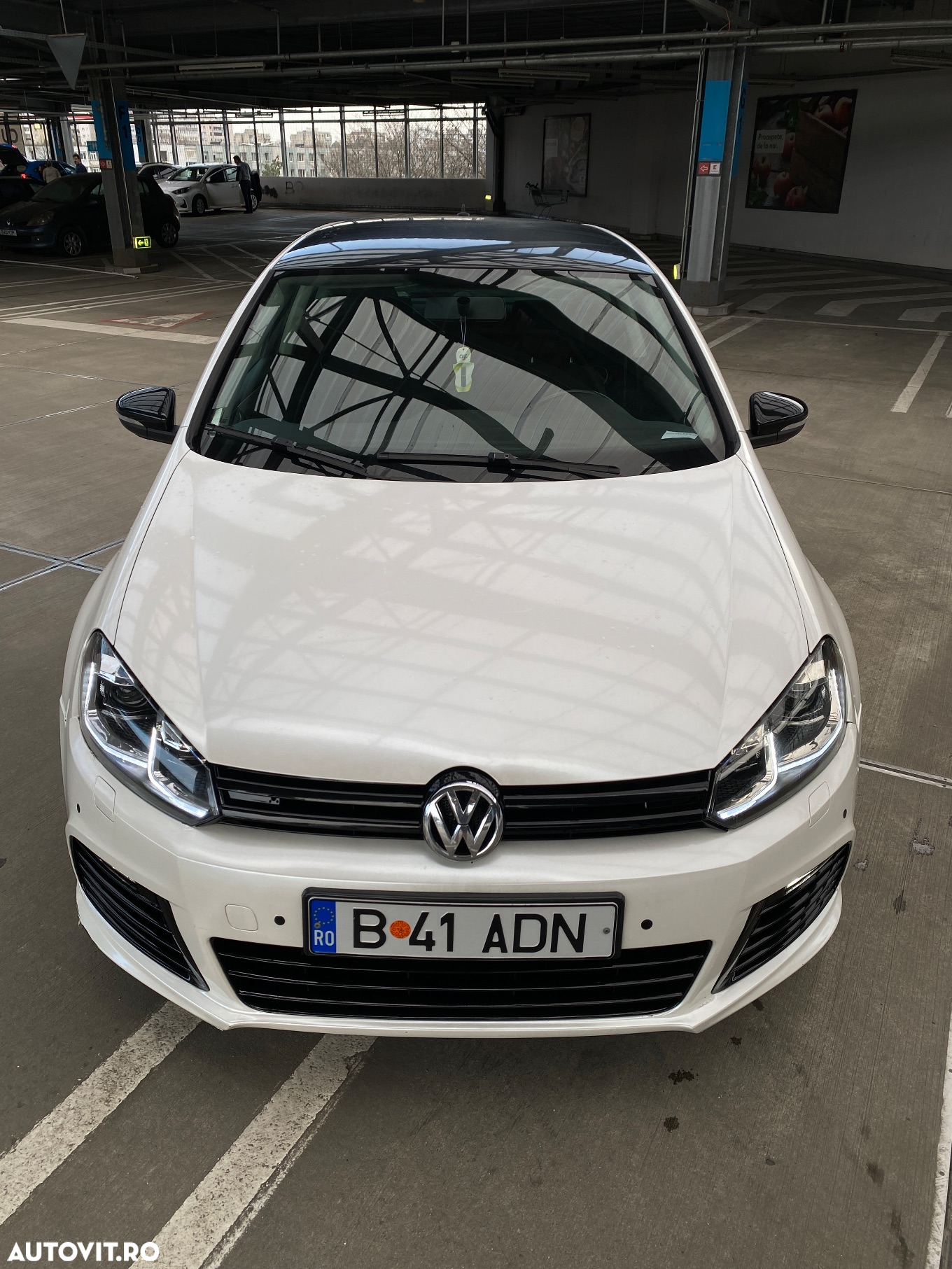 Volkswagen Golf 2.0 TDI Sportline DSG - 2