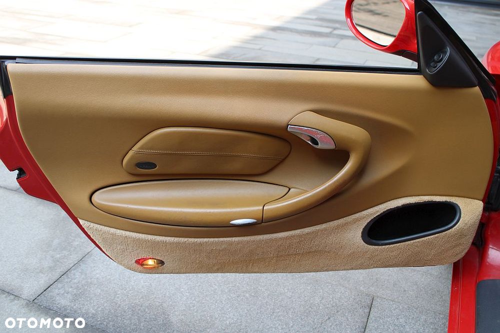 Porsche 911 - 35