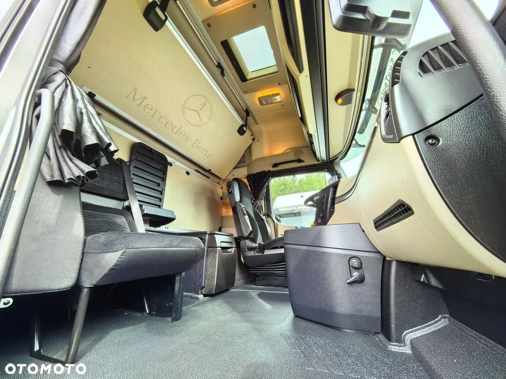 Mercedes-Benz Actros 1853 LS // GigaSpace // Klima postojowa // Retarder Olejowy // Masaż // MAT // - 32