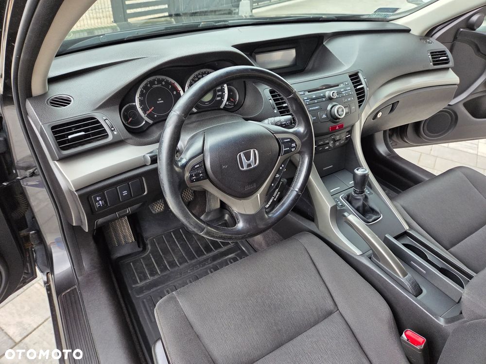 Honda Accord 2.0 Elegance - 33