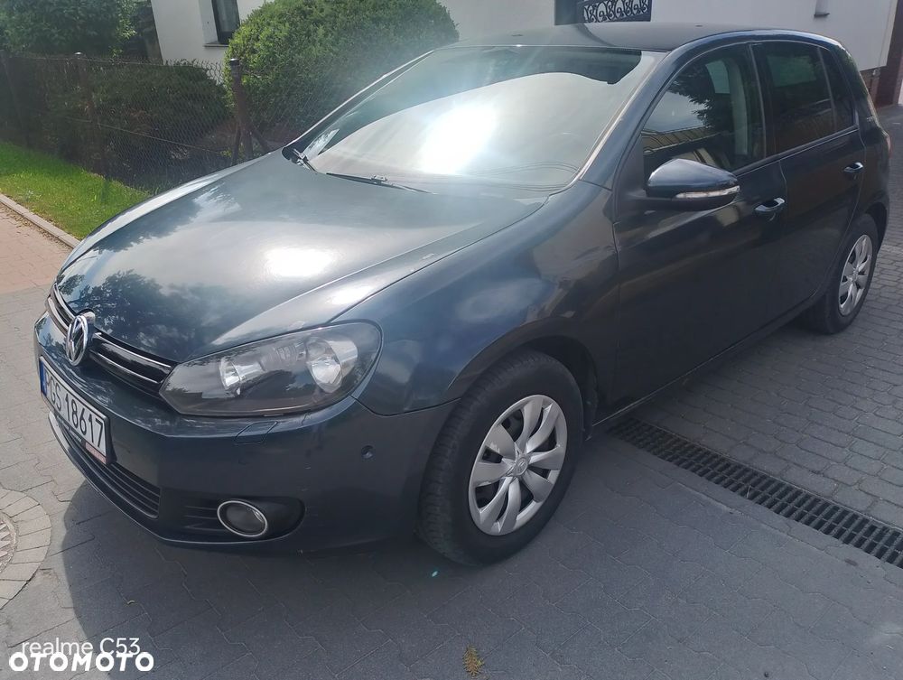 Volkswagen Golf - 8