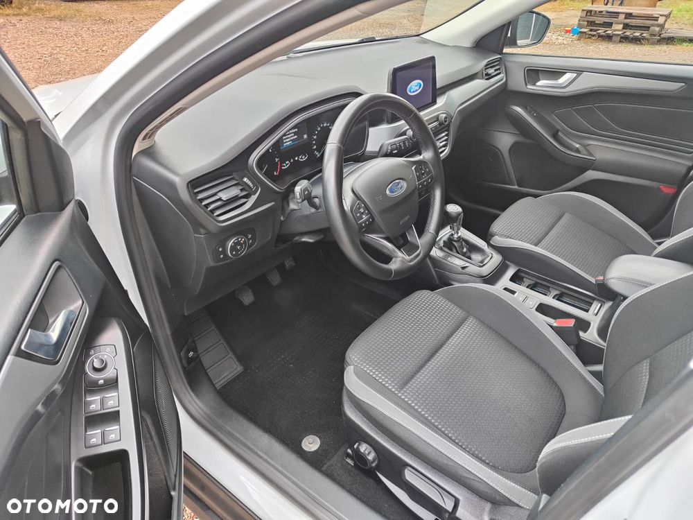 Ford Focus - 11